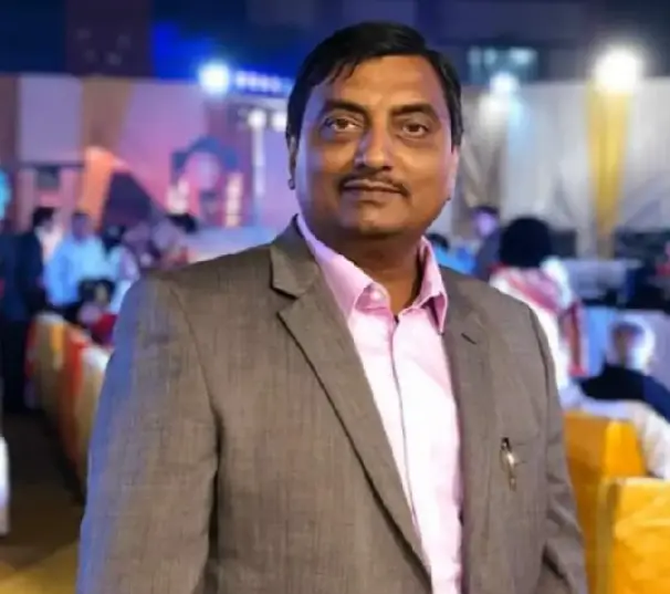 Portrait of Dr. Vijay Mahajan